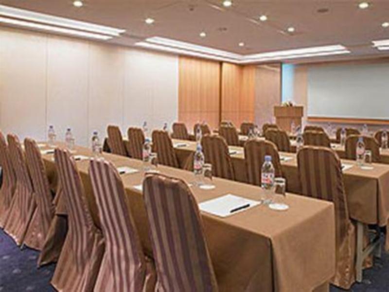 Royal Biz Taipei Hotel Екстер'єр фото