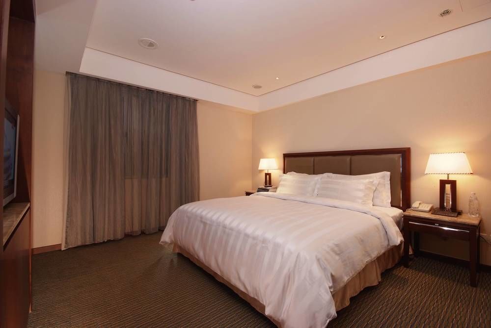 Royal Biz Taipei Hotel Екстер'єр фото