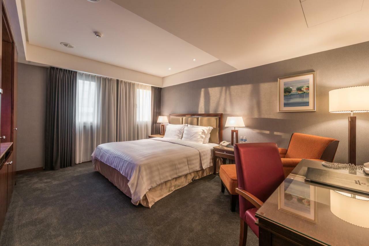 Royal Biz Taipei Hotel Екстер'єр фото