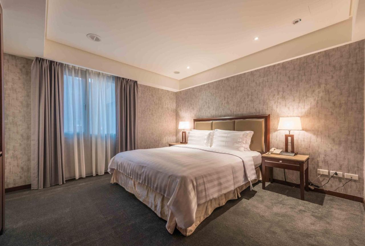Royal Biz Taipei Hotel Екстер'єр фото